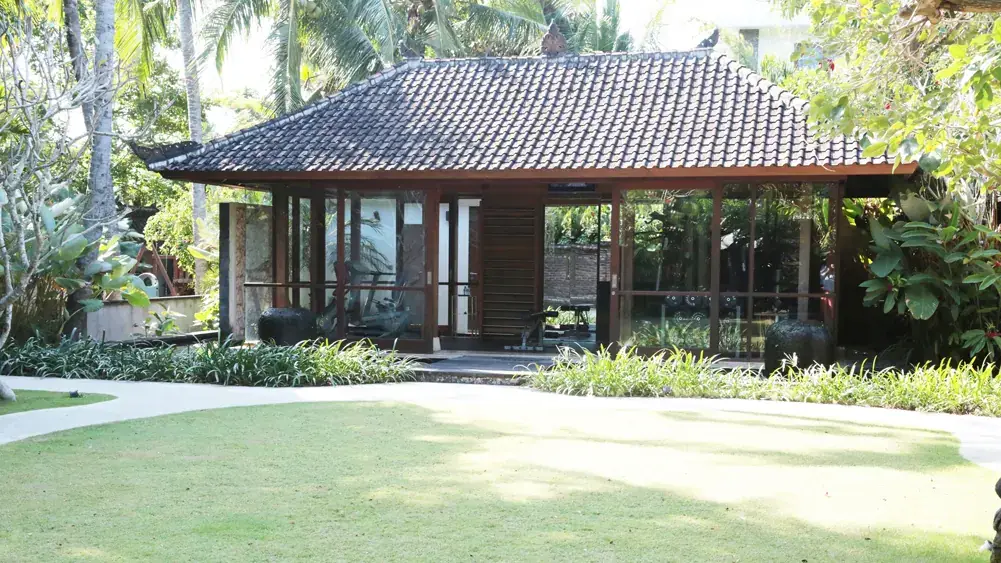 4 BR Joglo Tropical Garden Villa Canggu, Canggu, Bali — photo 10 | The Luxury Bali