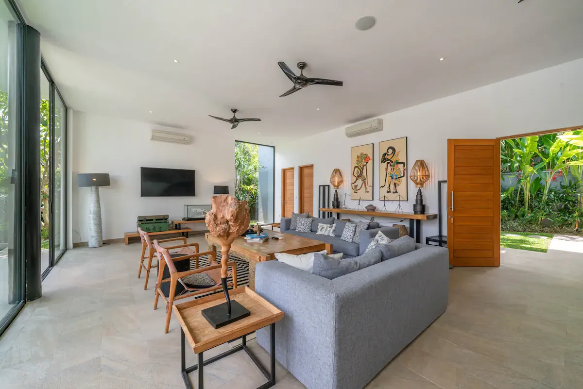 4 BR Walk-to-Beach Modern Villa Canggu, Canggu, Bali — photo 3 | The Luxury Bali