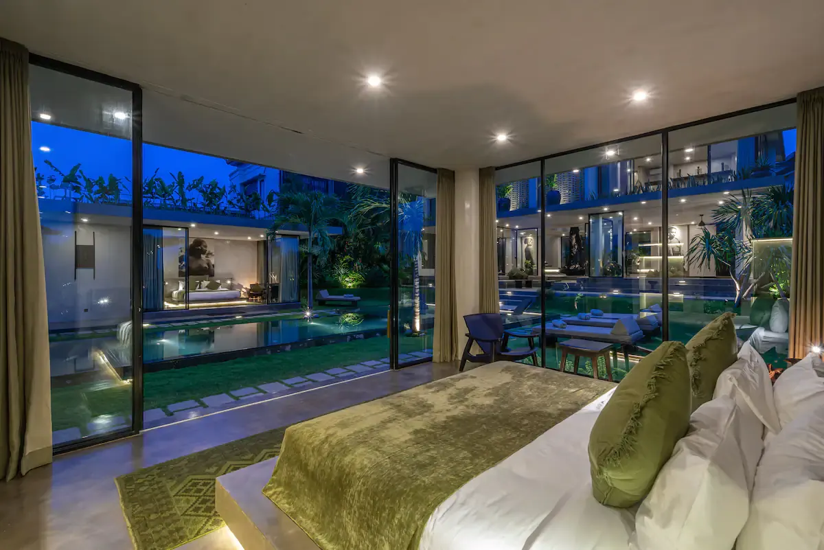 6 BR Contemporary Walk-to-Beach Villa Canggu, Seseh, Bali — photo 8 | The Luxury Bali