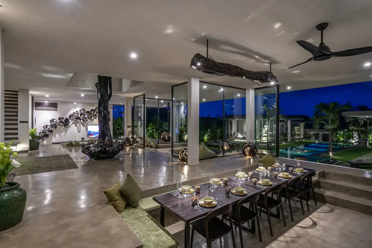6 BR Contemporary Walk-to-Beach Villa Canggu, Seseh, Bali — photo 6 | The Luxury Bali