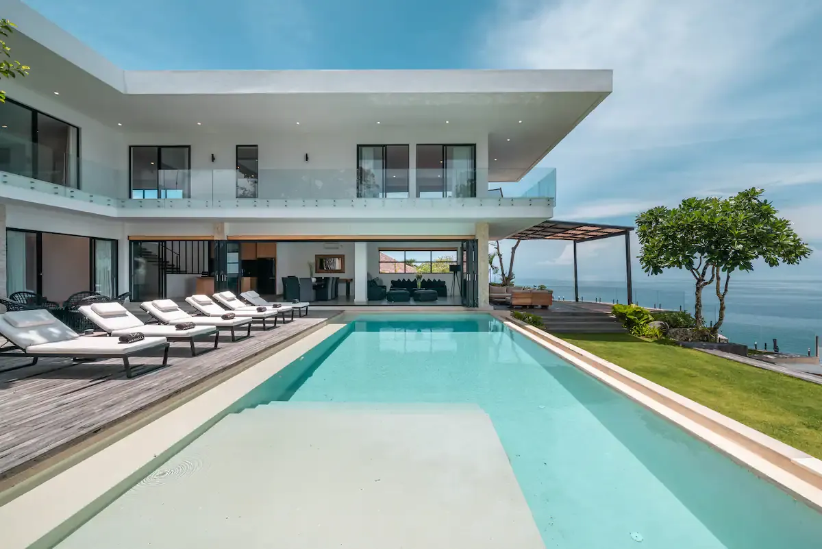 5 BR Clifftop Sea-View Villa Jimbaran — 5-bedroom luxury villa in Jimbaran, Bali | The Luxury Bali