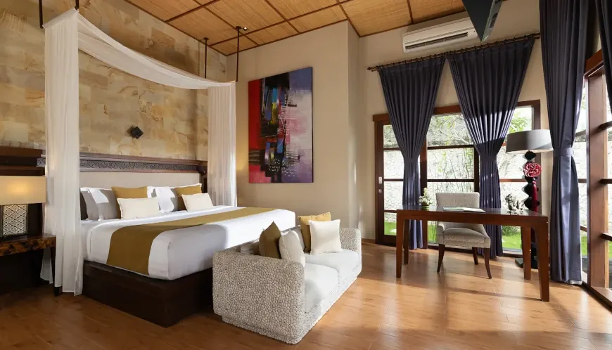 7 BR Clifftop Ocean-View Villa Uluwatu, Uluwatu, Bali — photo 10 | The Luxury Bali