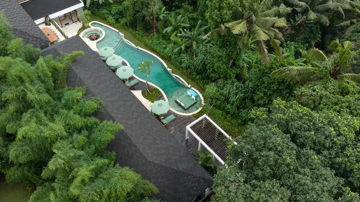 6 BR Glass Tropical Garden Residence Ubud, Ubud, Bali — photo 3 | The Luxury Bali