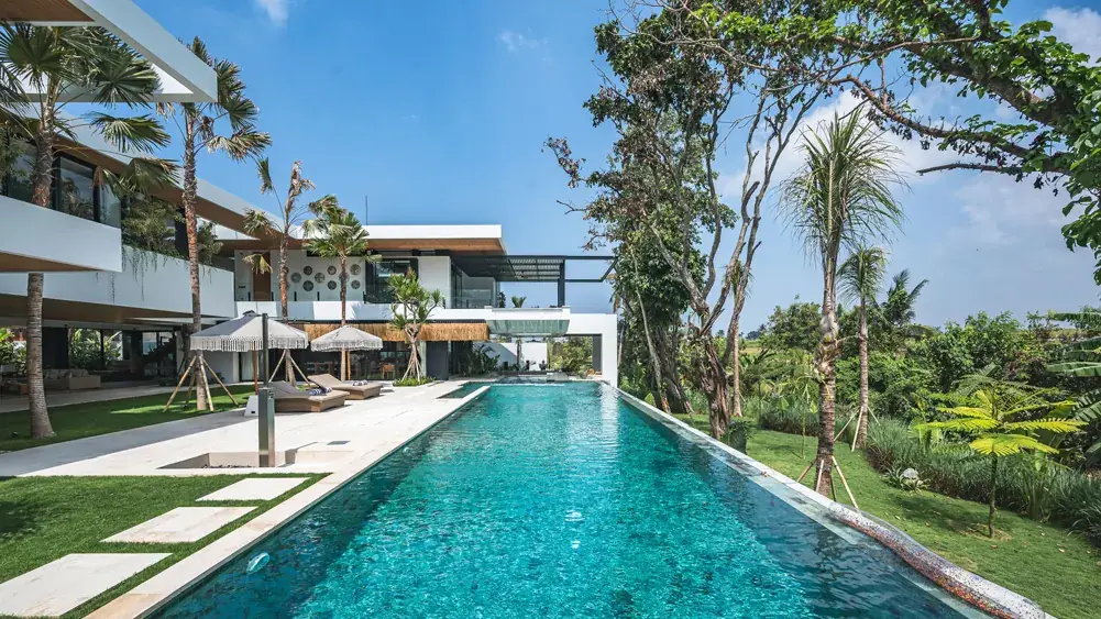 6 BR Tropical-Modern Rice-Field Villa Canggu — 6-bedroom luxury villa in Canggu, Bali | The Luxury Bali