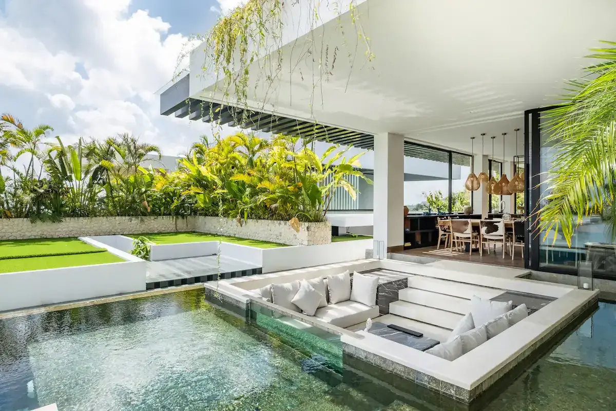 6 BR Sea-View Cinema Villa Uluwatu, Uluwatu, Bali — photo 6 | The Luxury Bali