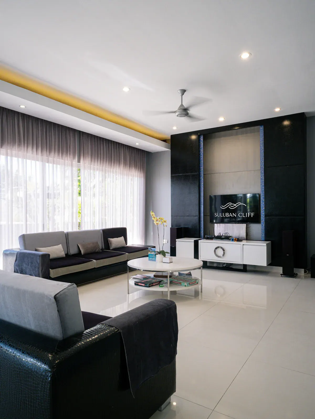 4 BR Secluded Cliffside Retreat Uluwatu, Uluwatu, Bali — photo 10 | The Luxury Bali