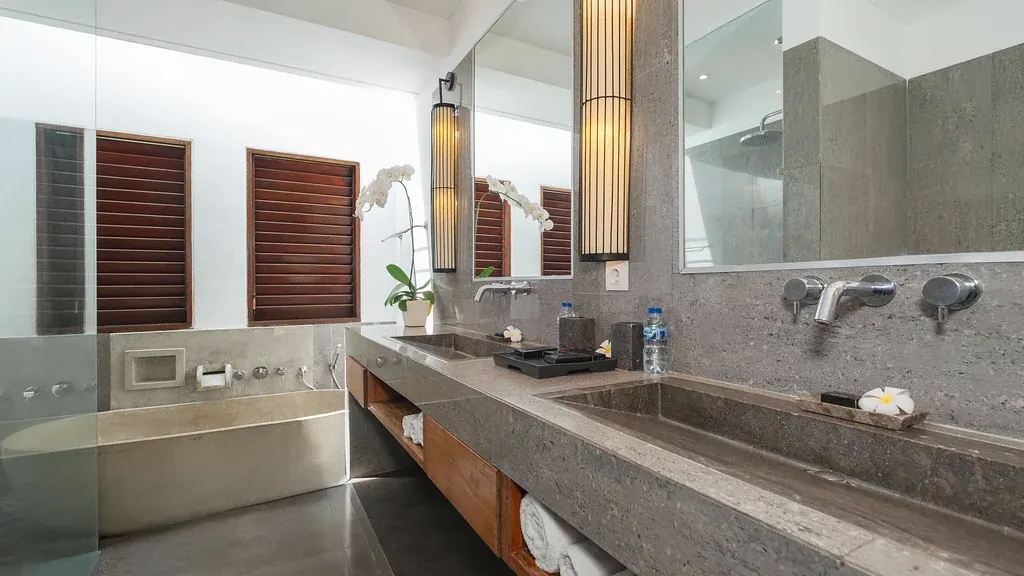 6 BR Infinity-Pool Group Villa Seminyak, Seminyak, Bali — photo 11 | The Luxury Bali