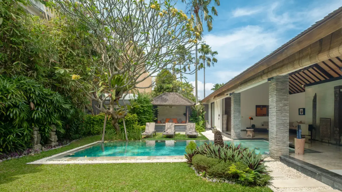 10 BR Tropical Garden Group Estate Seminyak, Seminyak, Bali — photo 3 | The Luxury Bali