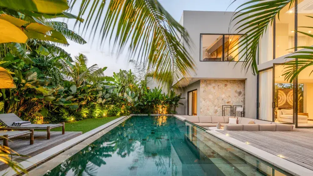 5 BR Walk-to-Beach Modern Villa Canggu, Canggu, Bali — photo 2 | The Luxury Bali