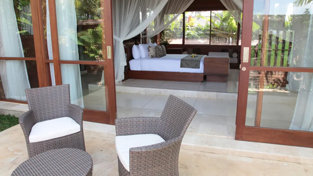 3 BR Joglo Tropical Garden Villa Canggu, Canggu, Bali — photo 10 | The Luxury Bali