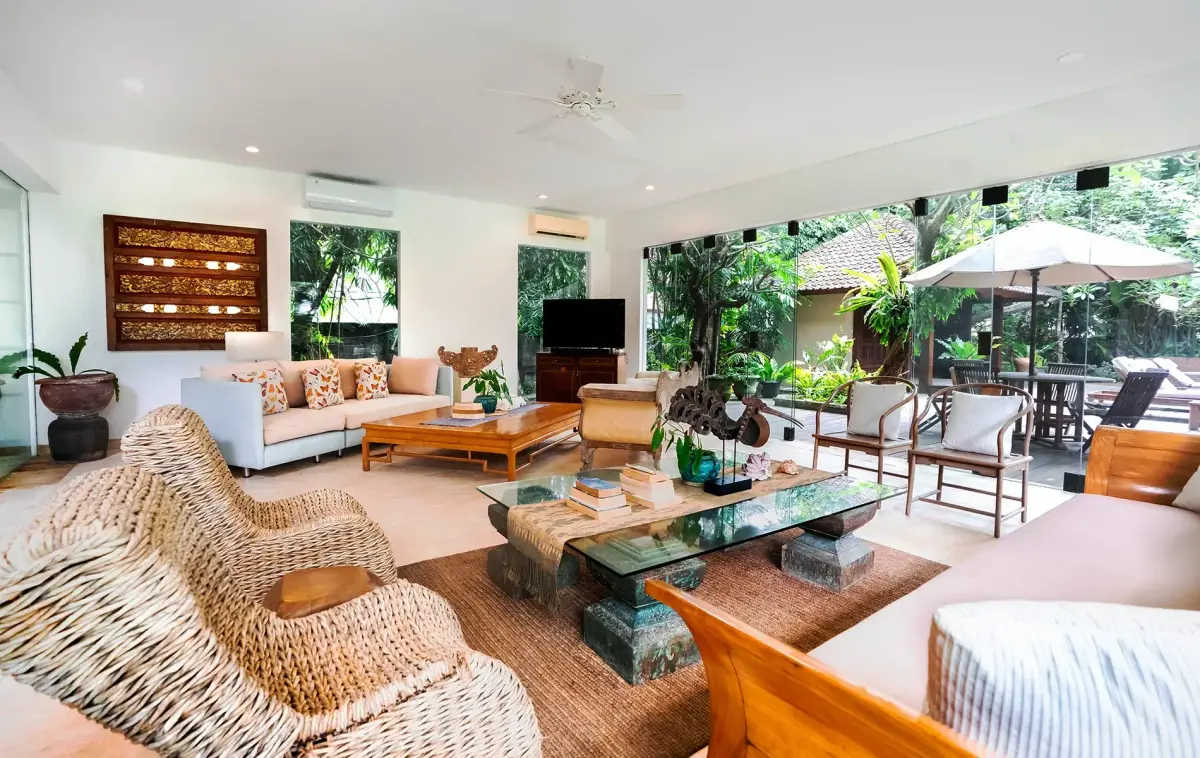 4 BR Tropical Garden Balinese Villa Sanur, Sanur, Bali — photo 3 | The Luxury Bali