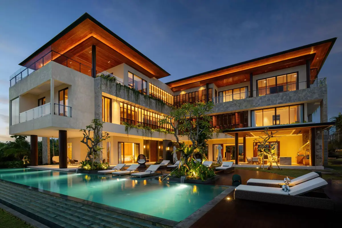 Cloud Nine — 5-bedroom luxury villa in Ungasan, Bali (cloudnineungasan bali eveningexterior) | The Luxury Bali