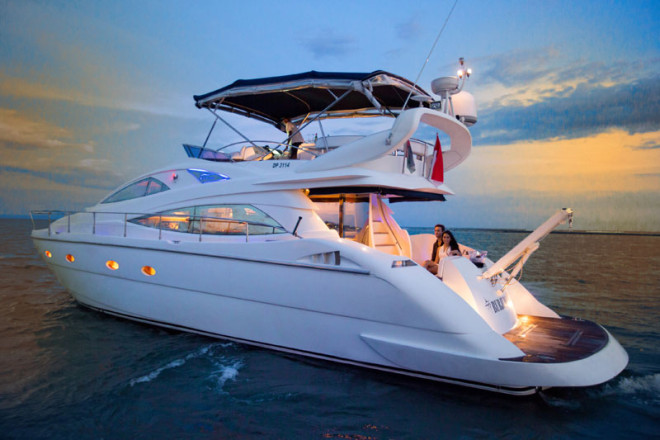 private yacht hire bali