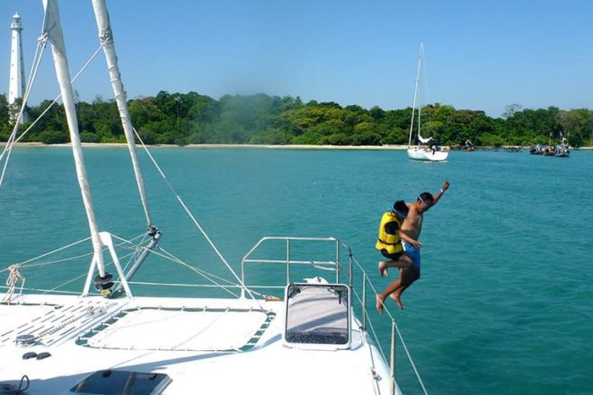 sailing catamaran bali