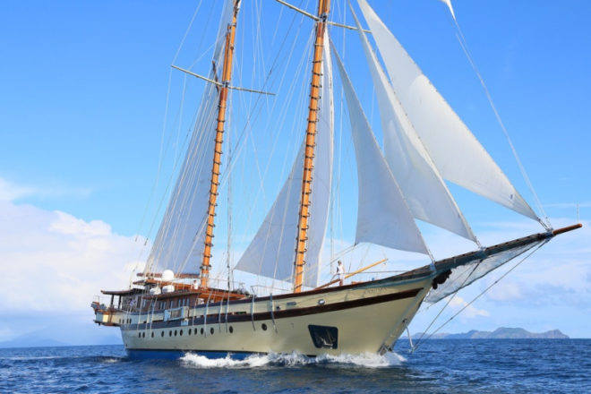 yacht rent in bali