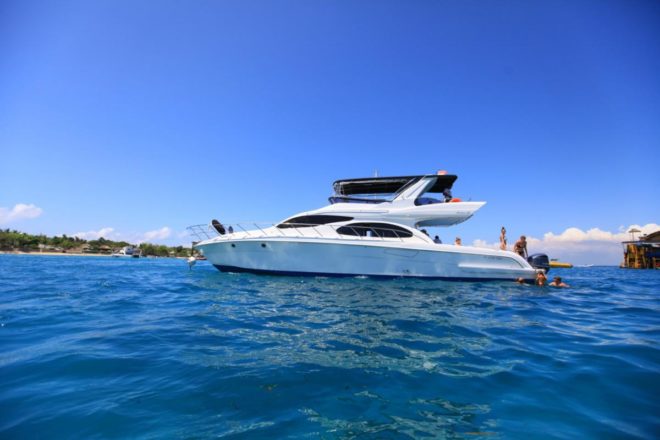 private yacht hire bali